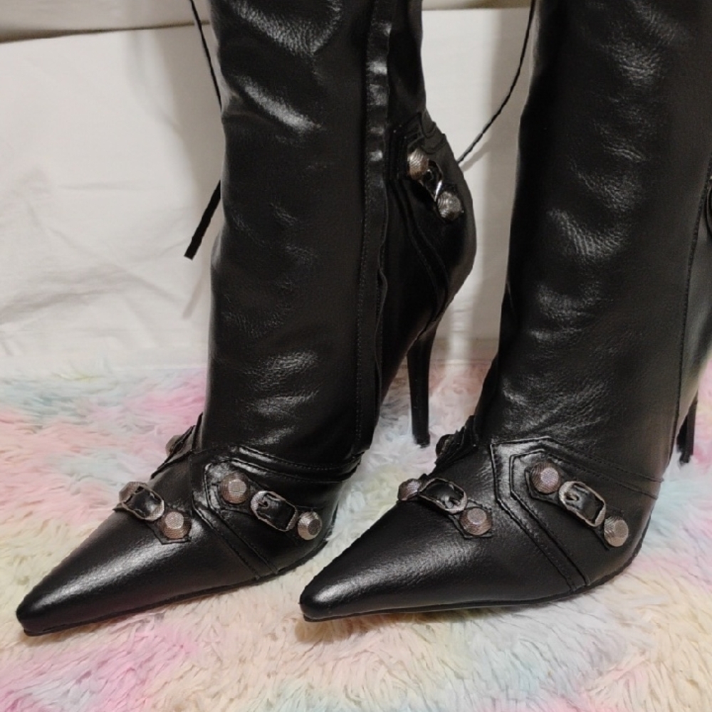 SALE! NWOT Black Knee-High Faux Leather Studded Boots Sz.41 (#23) - Picture 2 of 14